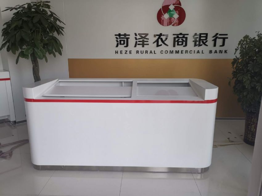 點(diǎn)擊查看詳細(xì)信息<br>標(biāo)題：辦公桌系列案例 閱讀次數(shù)：1003