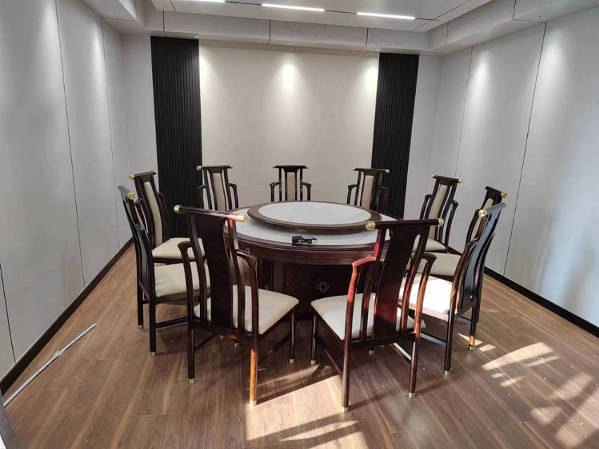 點擊查看詳細信息<br>標(biāo)題：餐桌椅案例 閱讀次數(shù)：525